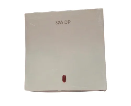 GOLDMEDAL ARC 32AMP DP  SWITCH 240V-(2 MODULE) WITH INDICATOR