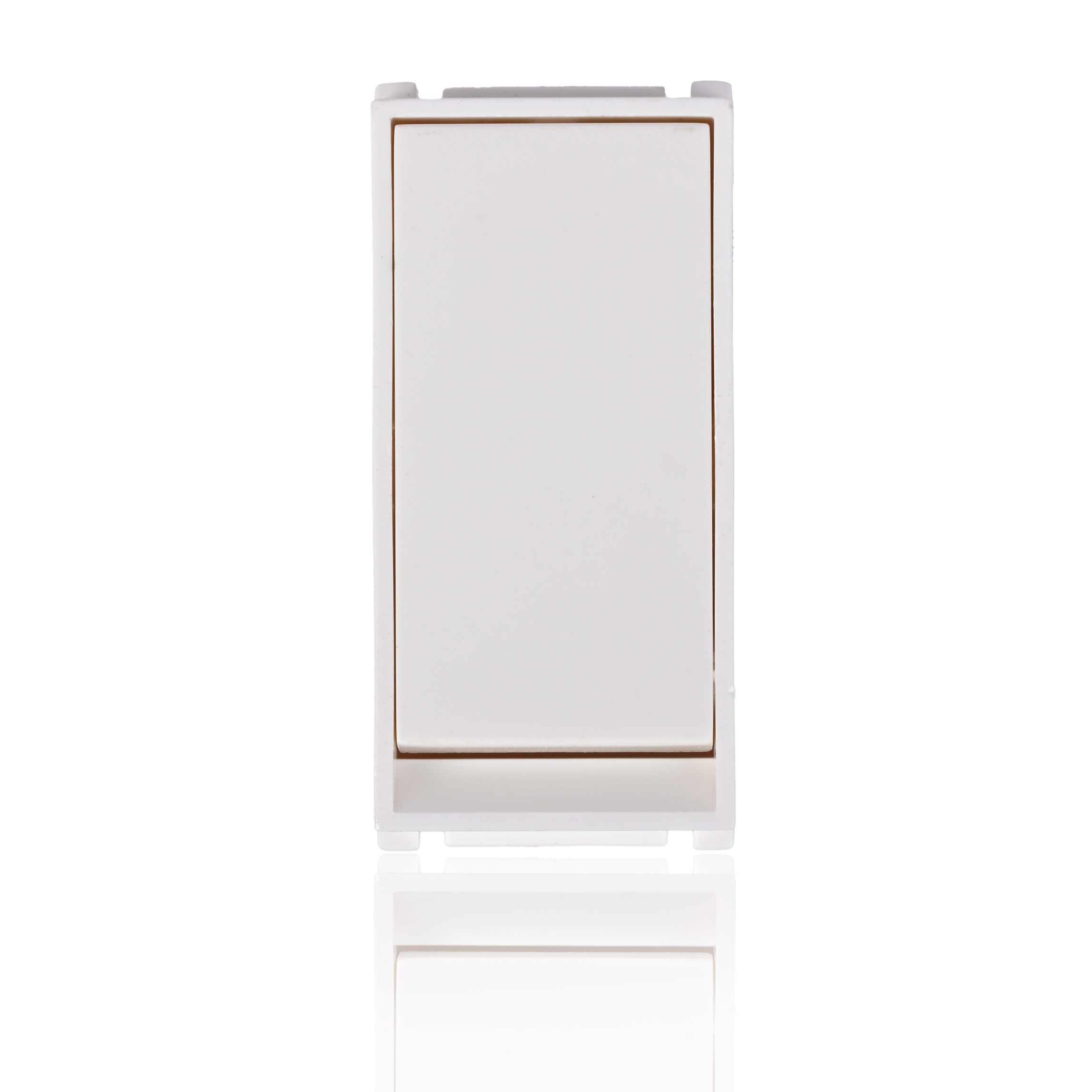 GOLDMEDAL AURA 25AMP SWITCH 240V-(1 MODULE) 1 WAY SWITCH